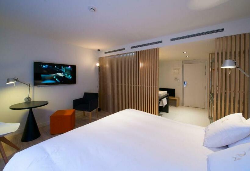 اتاق پرمیوم, Mirador De Chamartin