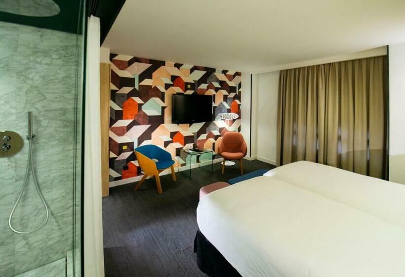 اتاق پرمیوم, Mirador De Chamartin