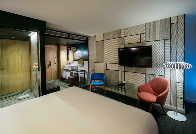 اتاق پرمیوم, Mirador De Chamartin