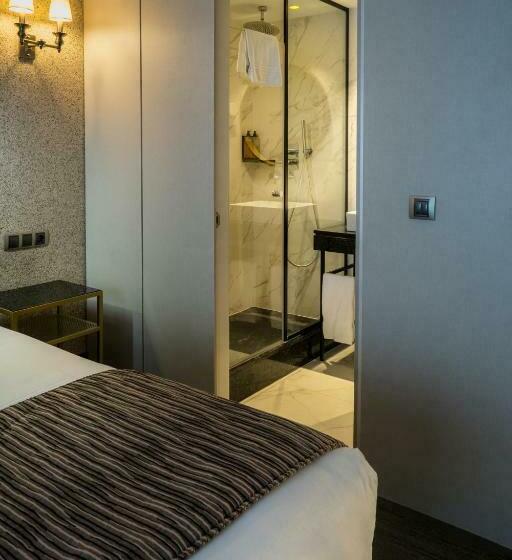 اتاق لوکس, Mirador De Chamartin