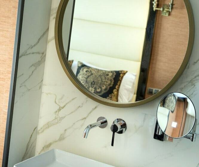 اتاق لوکس, Mirador De Chamartin