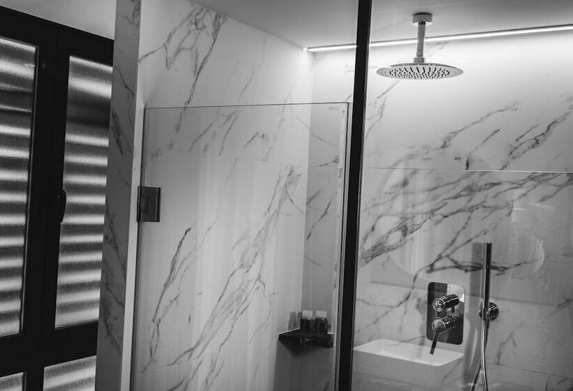 سوییت جونیور, Mirador De Chamartin