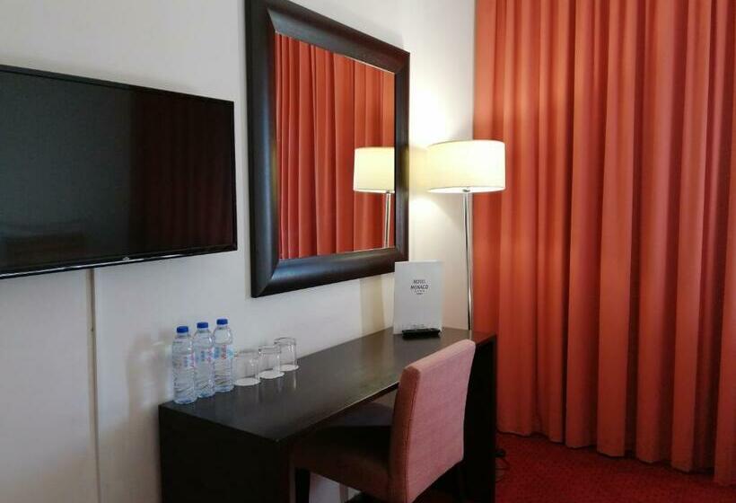 Номер Стандарт Трехместный, Monaco