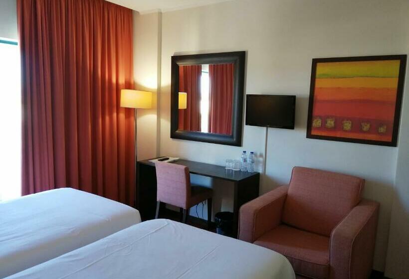 Номер Стандарт, Monaco