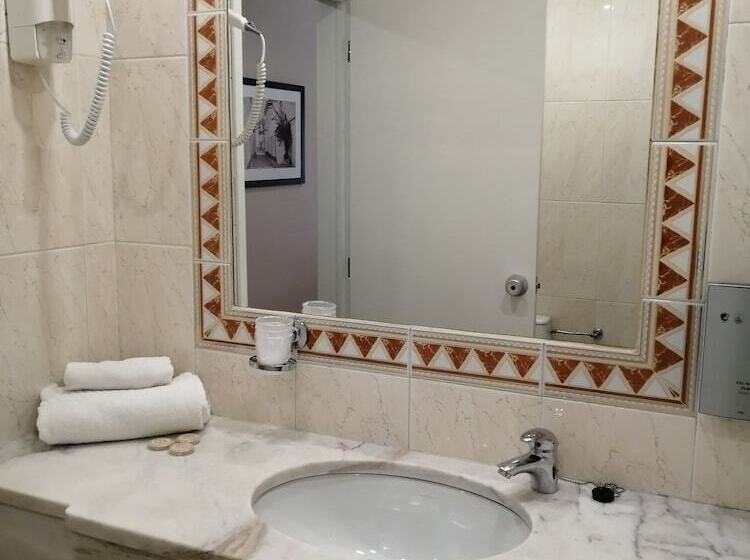 Номер Стандарт Трехместный, Monaco