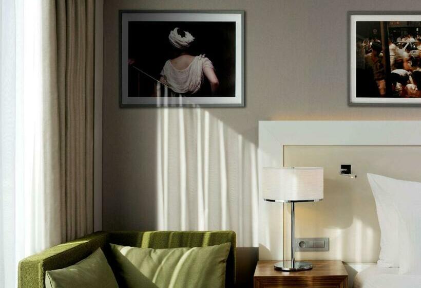 اتاق لوکس با تخت بزرگ, Pullman Paris Centrebercy