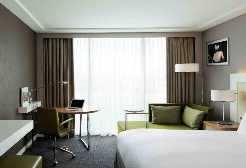 اتاق لوکس با تخت بزرگ, Pullman Paris Centrebercy