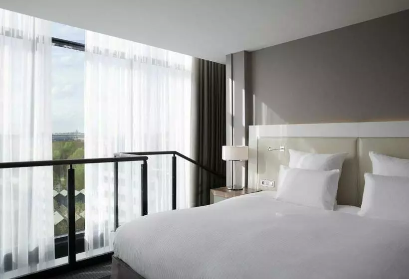 メゾネットスイート, Pullman Paris Centrebercy