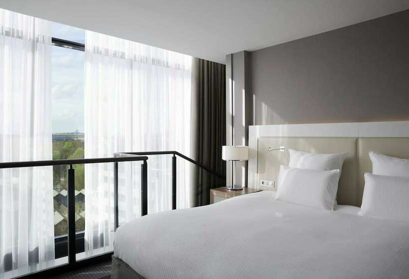 سوییت دوبلکس, Pullman Paris Centrebercy