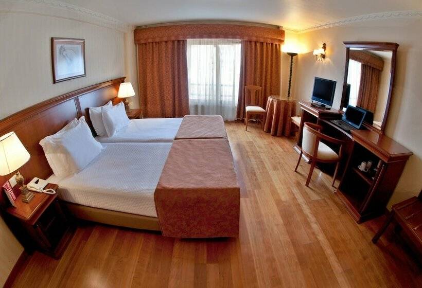 اتاق استاندارد یک نفره, Turim Lisboa