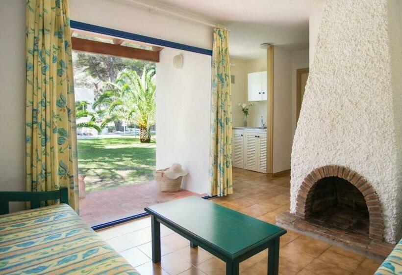 بانگلوی استاندارد, Insotel Club Maryland