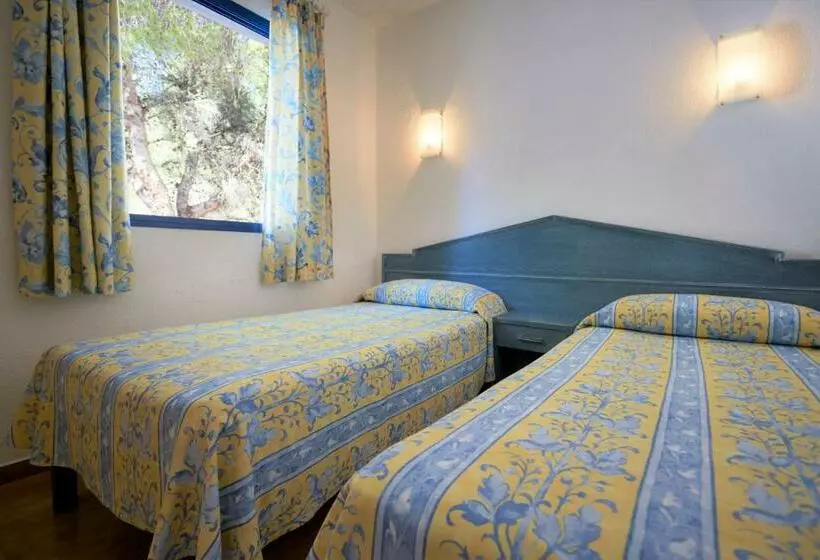 بانگلوی استاندارد, Insotel Club Maryland