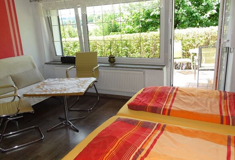 スタンダードルーム, Gästezimmer & Ferienwohnung Berge