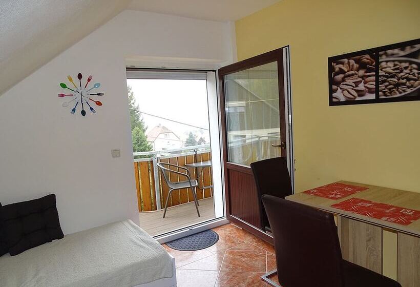 1ベッドルームアパートメント, Gästezimmer & Ferienwohnung Berge