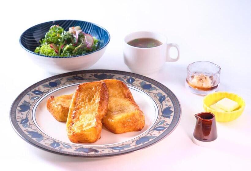 이그제큐티브 룸 킹사이즈 침대, Front Inn Fukuoka Airport