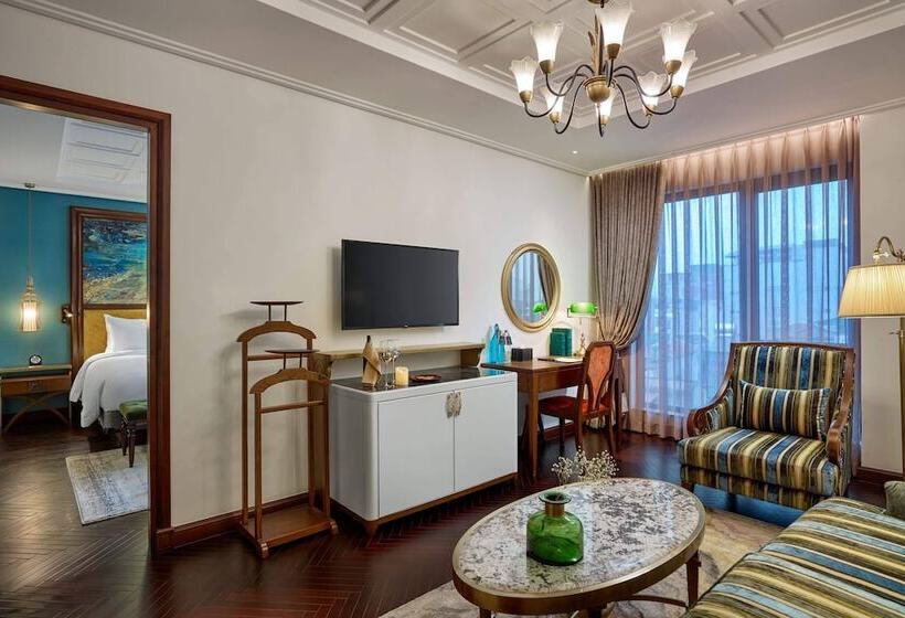 سوئیت با بالکن, Peridot Grand Luxury Boutique