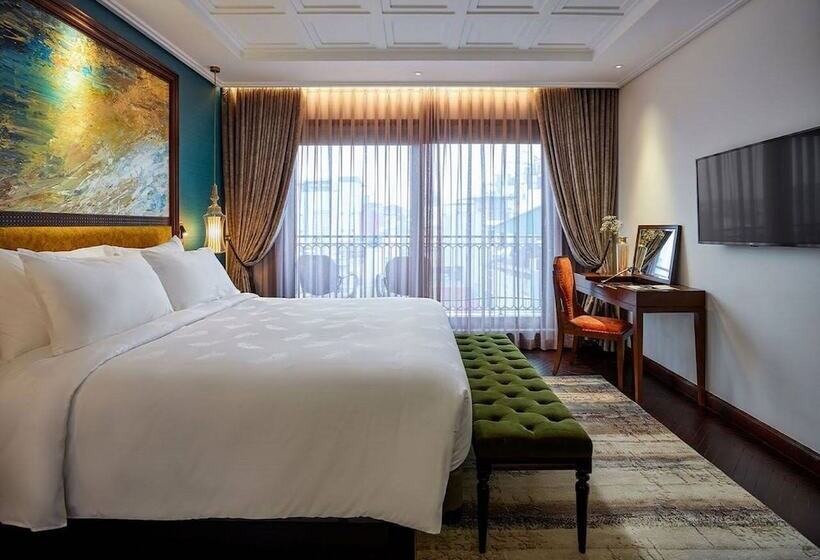 سوئیت با بالکن, Peridot Grand Luxury Boutique