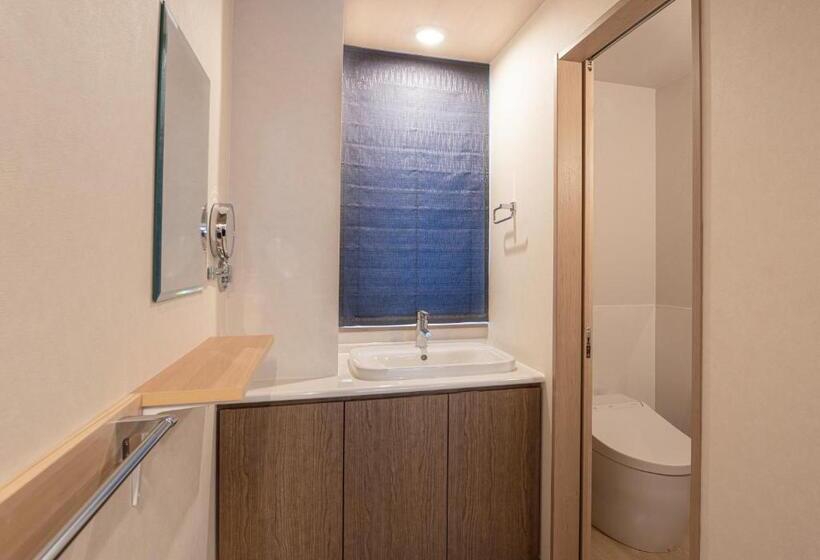 جناح عائلي, Miidokoro House