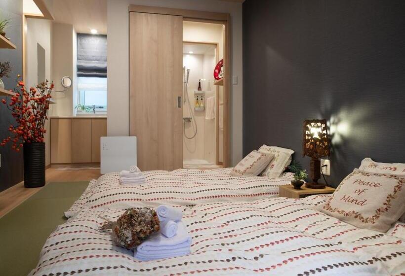 جناح عائلي, Miidokoro House