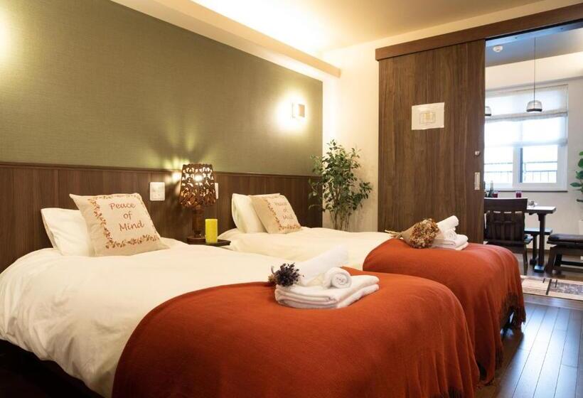 جناح ديلوكس, Miidokoro House