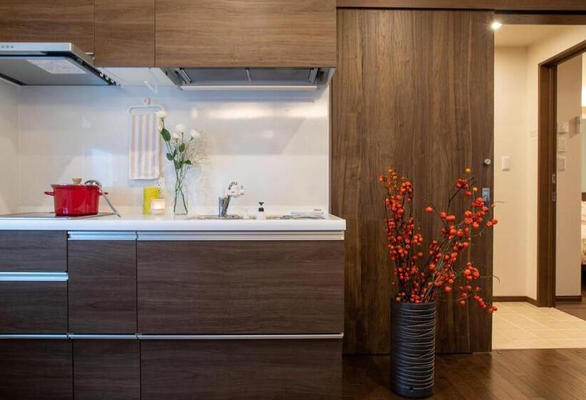 جناح ديلوكس, Miidokoro House