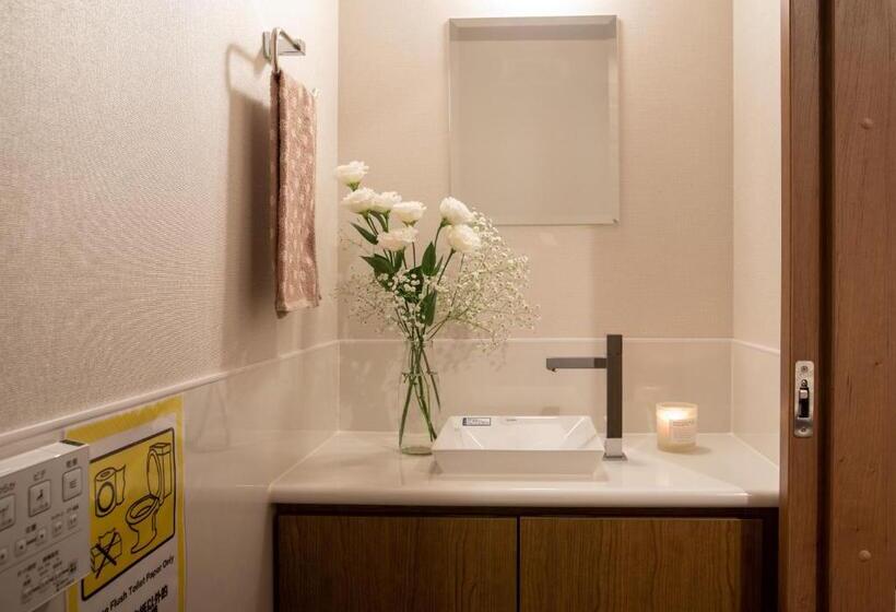 جناح سوبيريور, Miidokoro House