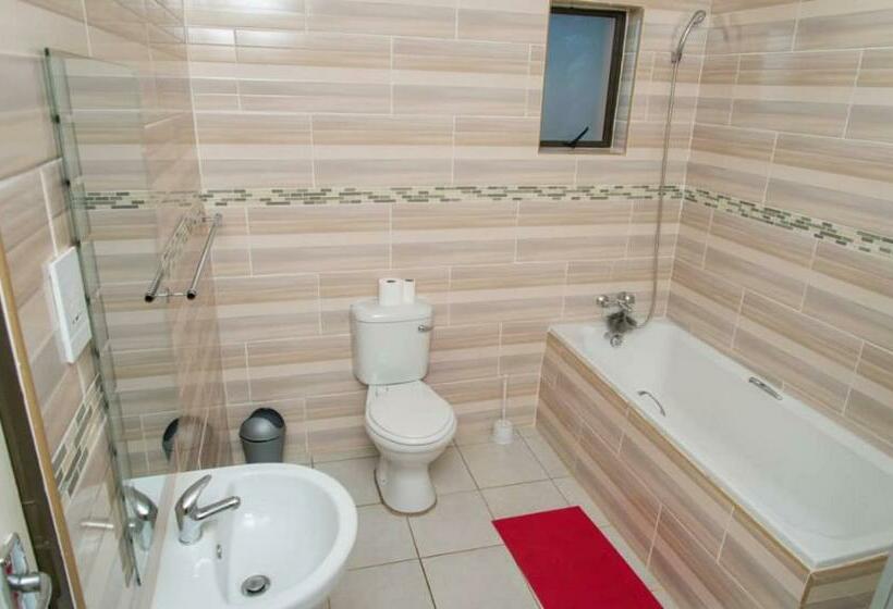 اتاق استاندارد, 848 Guest House