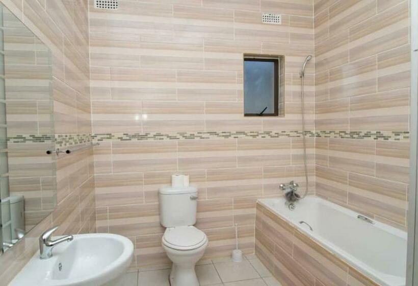 اتاق استاندارد, 848 Guest House
