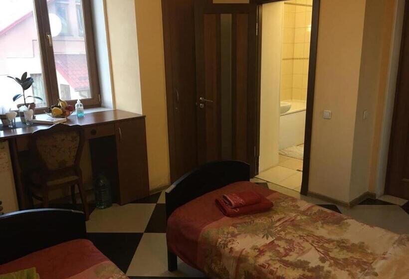 Standardrum, на киевской