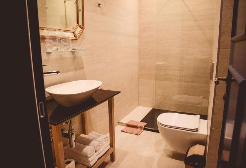 اتاق لوکس, Boutique Macchiato House