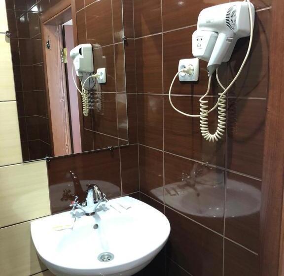 اتاق استاندارد, Kontinent