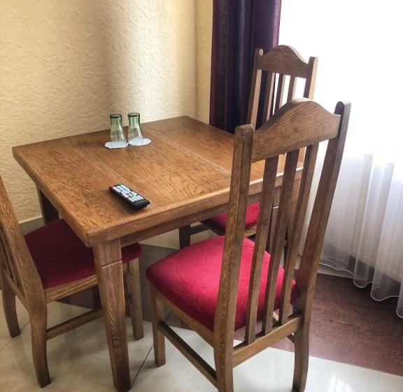 اتاق استاندارد, Kontinent