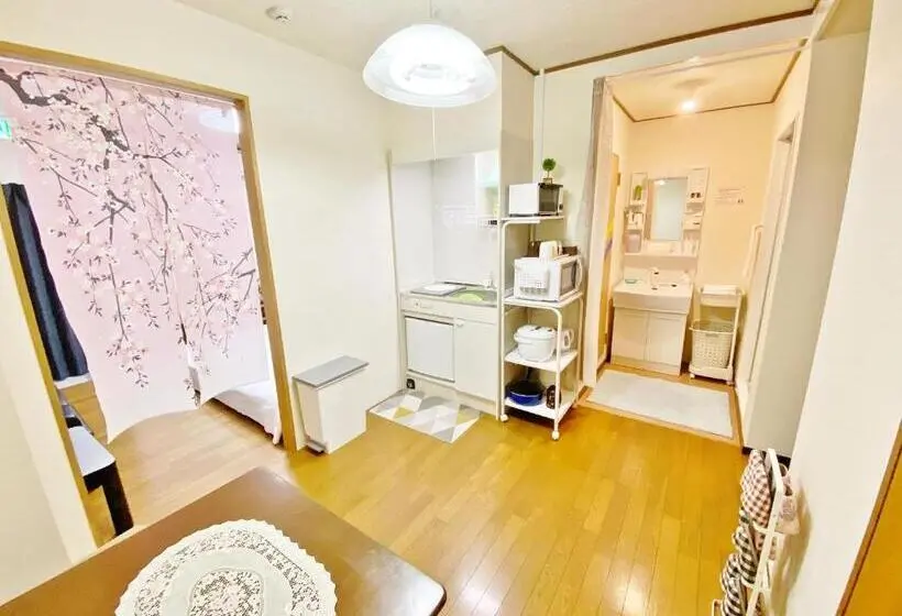 آپارتمان 1 خوابه, Petithotel017全室ミニキッチン付きファミリルーム 飲食街中心 阿波踊り会館7分 文理 徳島大学 アスティとくしま車8分