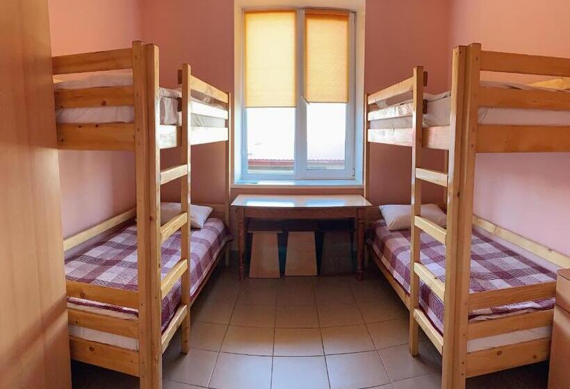 اتاق کلاسیک چهارنفره, у поттера