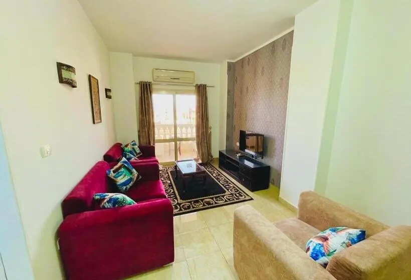 آپارتمان 1 خوابه با چشم‌انداز دریا, Charbel Apartments