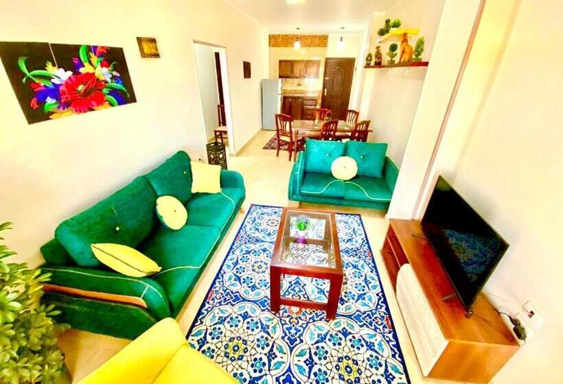 آپارتمان 1 خوابه با چشمانداز دریا, Charbel Apartments