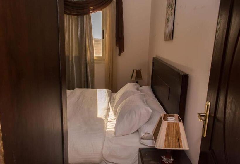 استودیوی استاندارد با چشمانداز دریا, Charbel Apartments