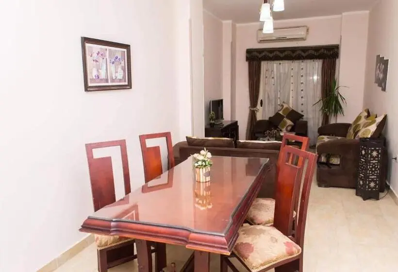 آپارتمان 1 خوابه با تراس, Charbel Apartments