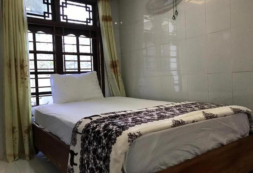اتاق استاندارد با بالکن, Cheerful Hoi An Hostel