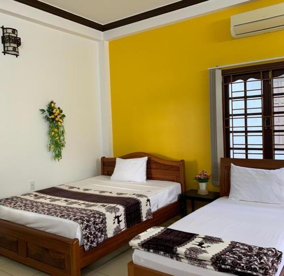 تختخواب در اتاق مشترک, Cheerful Hoi An Hostel