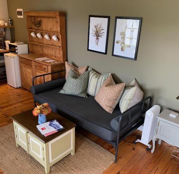 شاليه غرفة نوم واحدة, Cheverells Farm