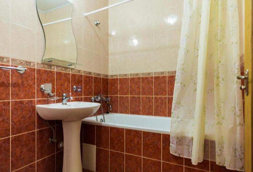 اتاق استاندارد یک نفره, Gortenziya