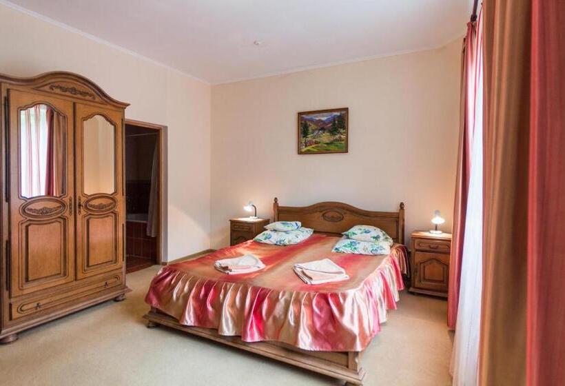 اتاق خانوادگی, Gortenziya