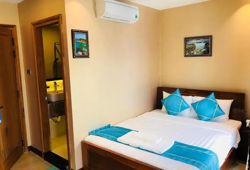 اتاق استاندارد, Hồng Hạc