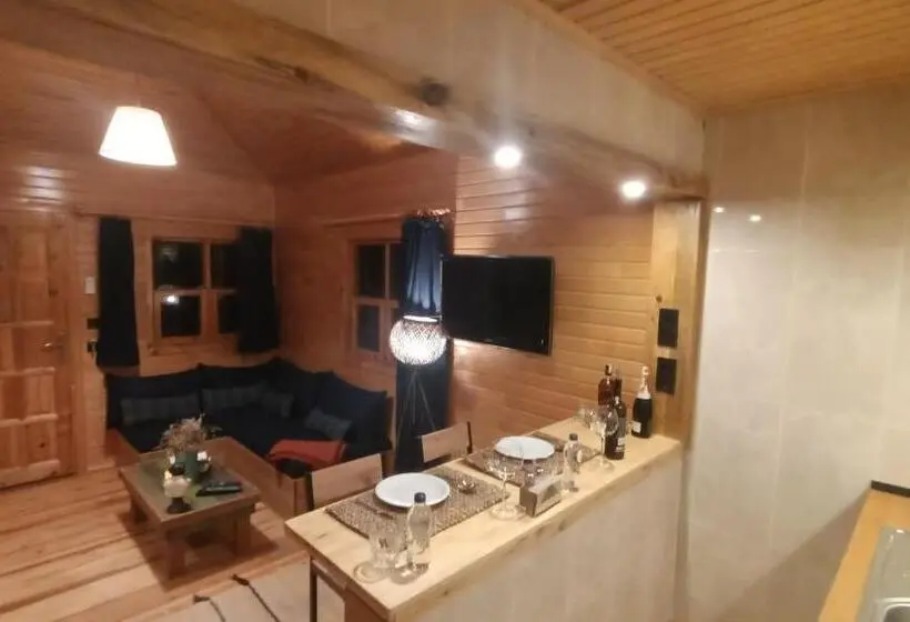 スーペリアーバンガロー, Lycia Nature House