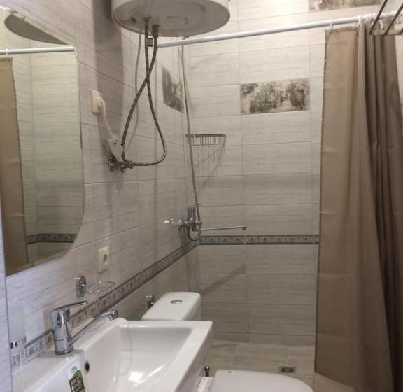 컴포트 룸, Medoviy