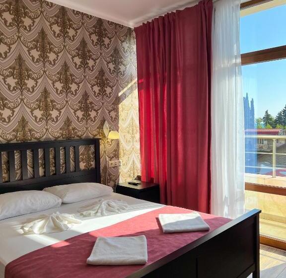 컴포트 룸, Medoviy