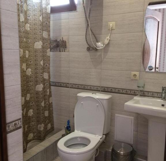 디럭스 룸, Medoviy