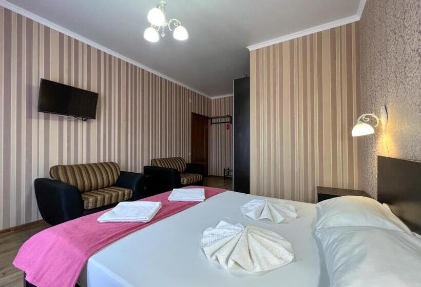 디럭스 룸, Medoviy