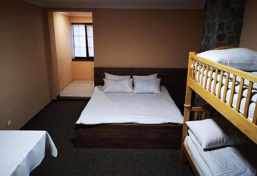 اتاق خانوادگی, Rgk Baron Gartenberg